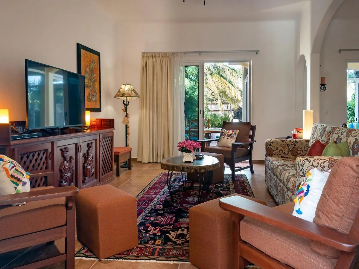 Villa Casa Zarah Puerto Morelos